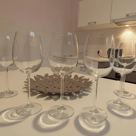 Apartment Grand-tourist Orchid Swietojanska 37